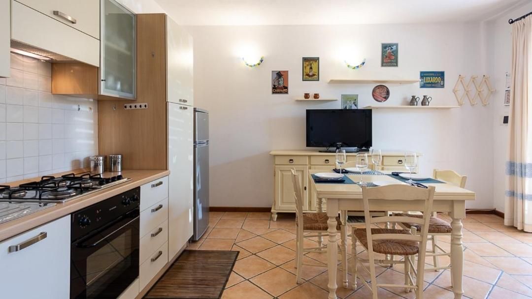Luisa Sunny House Santa Maria Navarrese Exterior photo