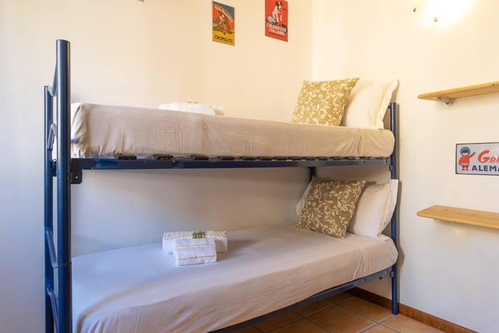 Luisa Sunny House Santa Maria Navarrese Exterior photo